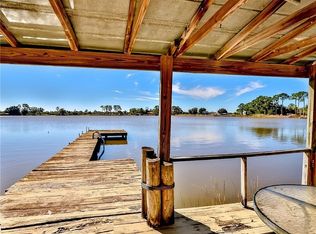 222 Hillside Dr, Lake Placid, FL 33852