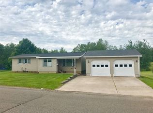 851 Wabash St, Ishpeming, MI 49849