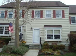 46 Essex Dr, Mendham, NJ