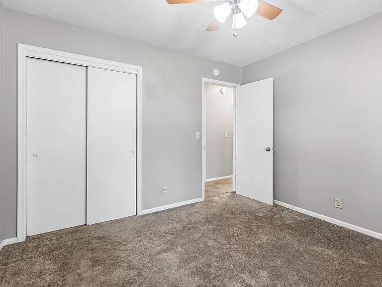 9330 Miami St — Photo 12