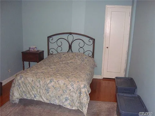 Sold by Benjamin Realty Since 1980 | media 16