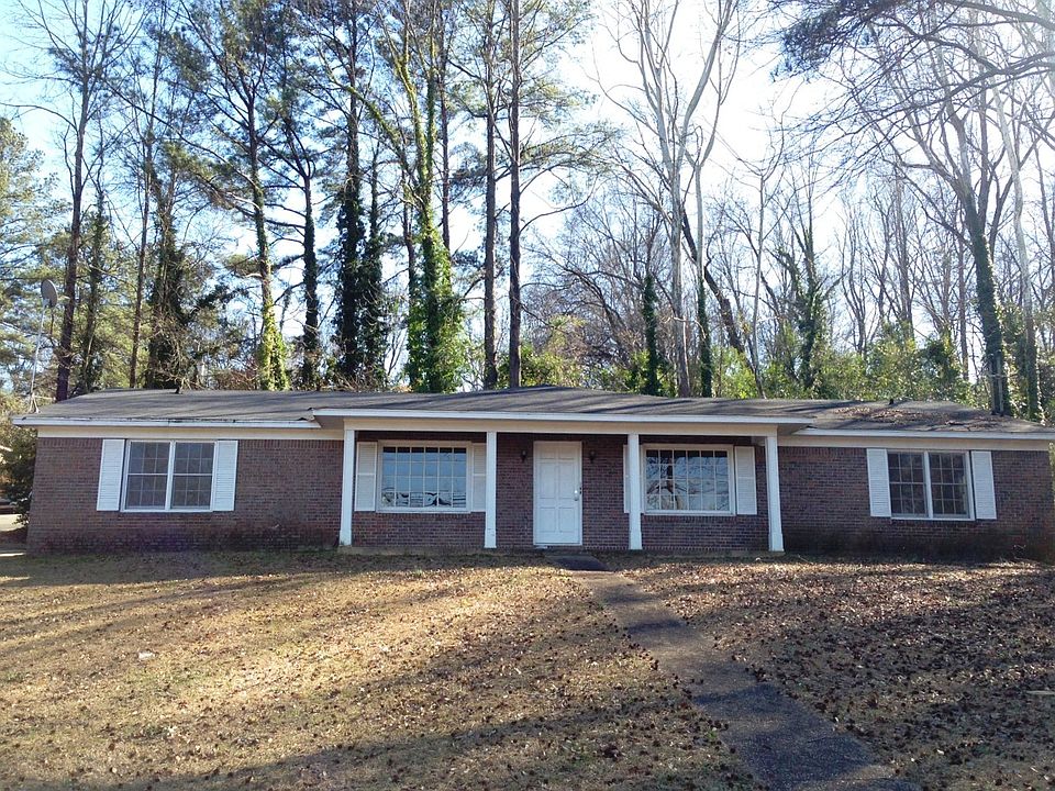 1st image of 417 Dogwood Ln #A