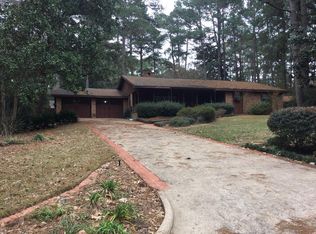 1105 Woodcrest Dr, Nacogdoches, TX 75965