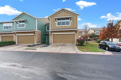516 E Slaughter Ln Photo 1