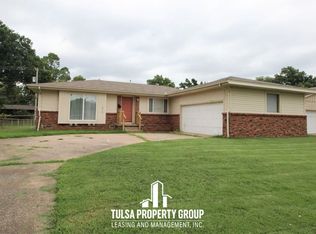 1515 E 55th Pl, Tulsa, OK 74105