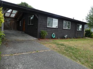 2412 16th St, Eureka, CA 95501