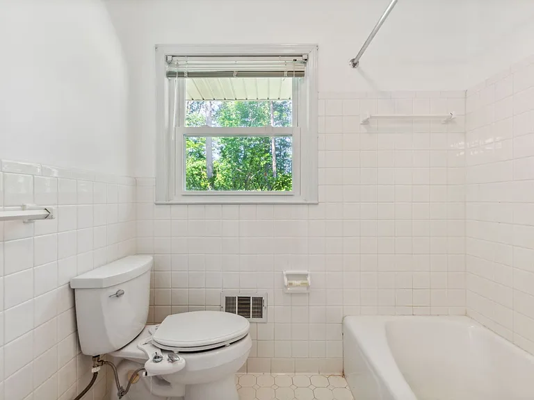 1876 Cameo Ct — Photo 20