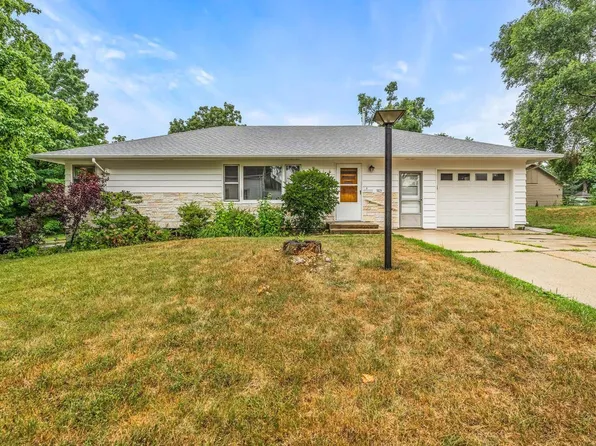 503 Crawford STREET, Lake Geneva, WI 53147
