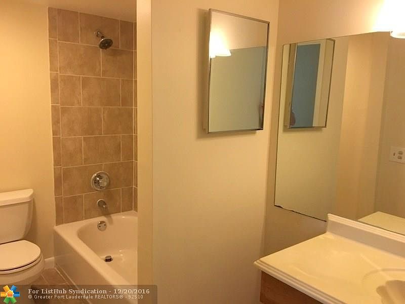 1st image of 450 Commodore Dr APT 307