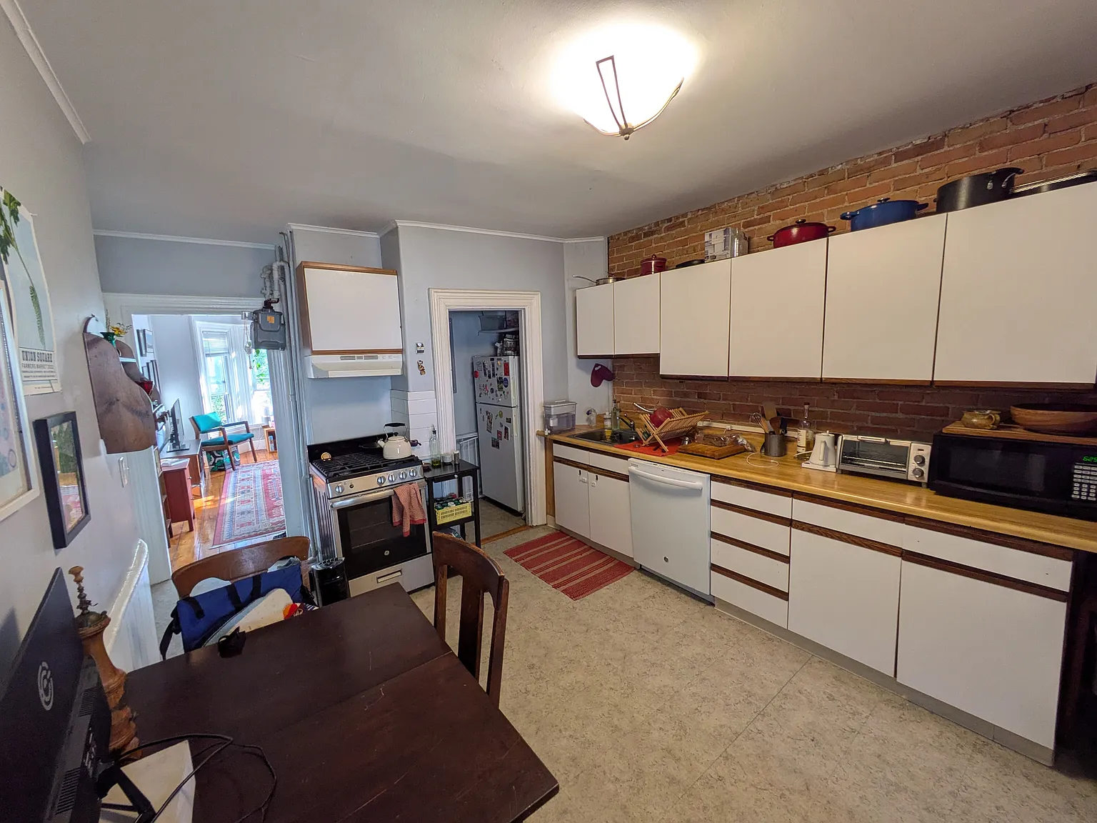 1 bed, 888 sqft, $2,800 — Photo 4