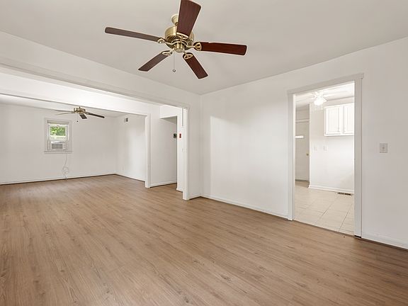 4th image of 10680 Mary J Champ Way