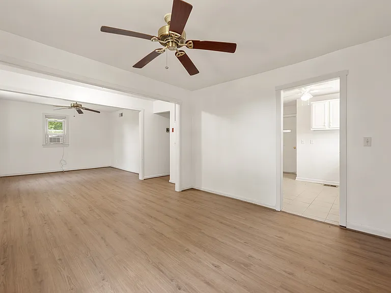 10680 Mary J Champ Way — Photo 2