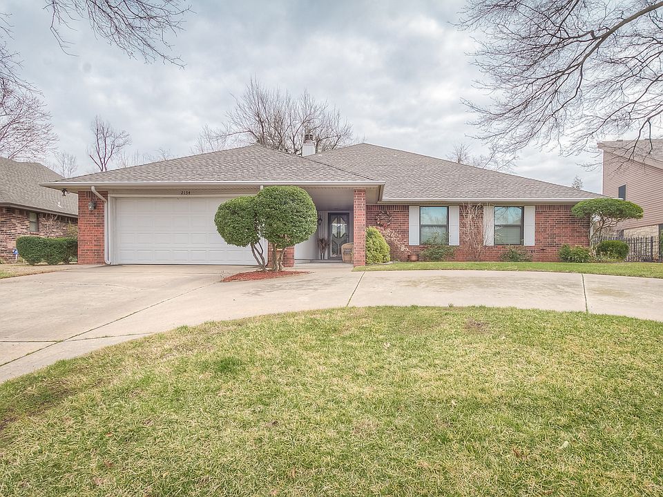 1st image of 2134 Edinburg Dr