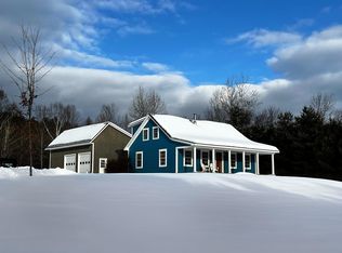 641 Schoolhouse Rd, Barnet, VT 05821