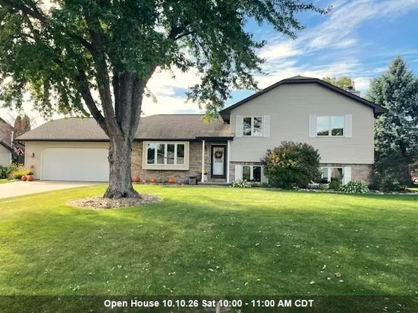 1267 Snowdon Dr, Oshkosh, WI 54904