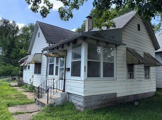 726 N 14th 1/2 St, Terre Haute, IN 47807