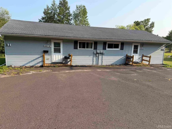 1180 Range View Dr, Hurley, WI 54534