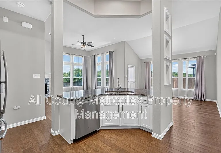 1602 Emerald Brook Ct — Photo 12