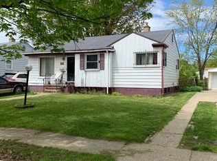 1922 W Stewart Ave, Flint, MI 48504
