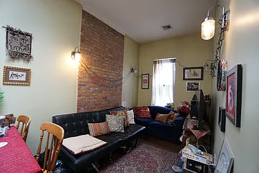 Rented by Rennit Inc.