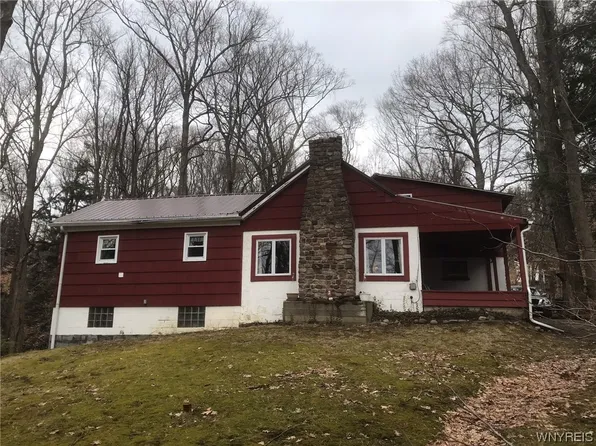 5845 Herman Hill Rd, Boston, NY 14025