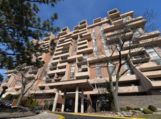 465 W Dominion Dr UNIT 101, Wood Dale, IL