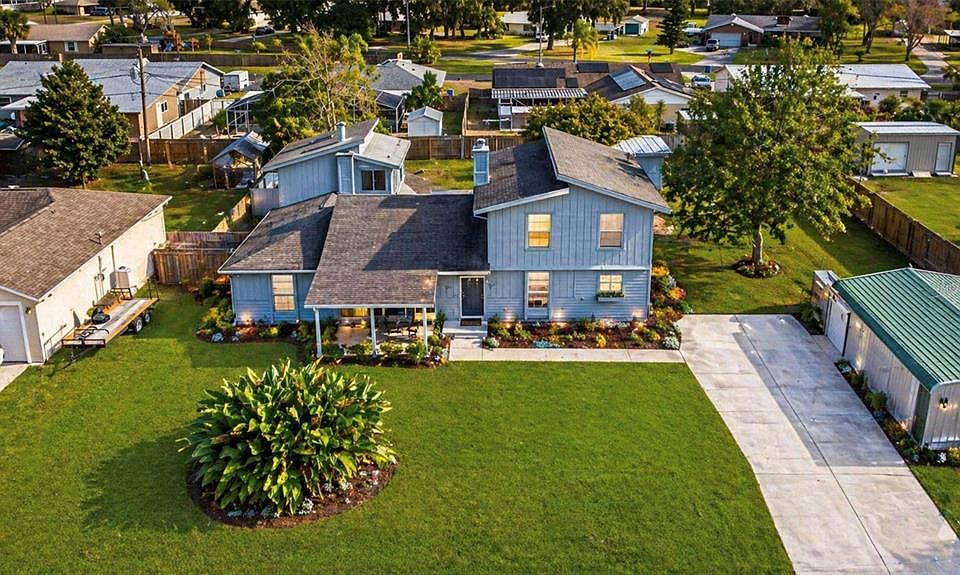 1st image of 2519 Fern Palm Dr