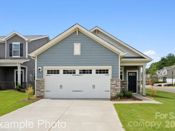 3123 29th Ave NE, Hickory, NC 28601