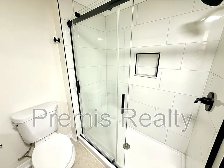 333 Island Way #1 — Photo 12