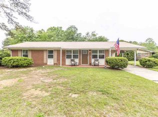 201 Laverne Dr, Warner Robins, GA 31088