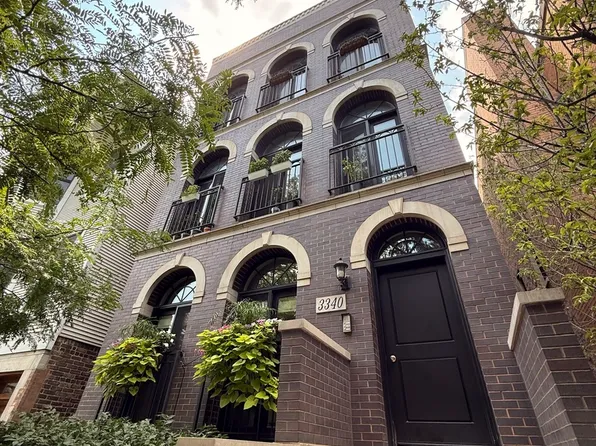 3340 N Kenmore Ave Unit 3, Chicago, IL 60657