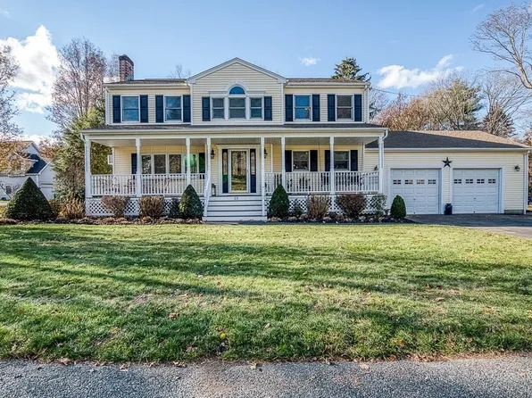 23 Larch St, Westwood, MA 02090