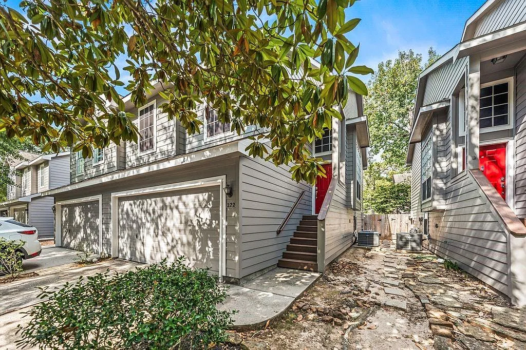 3 bed, 2.5 bath, 1818 sqft, $1,950 — Photo 2