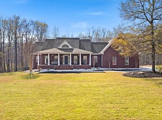 165 Turner Davis Dr, Sharpsburg, GA 30277