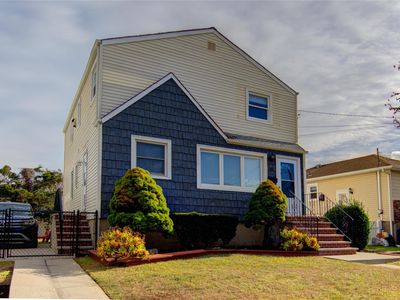 92 3rd Avenue, East Rockaway, NY, 11518