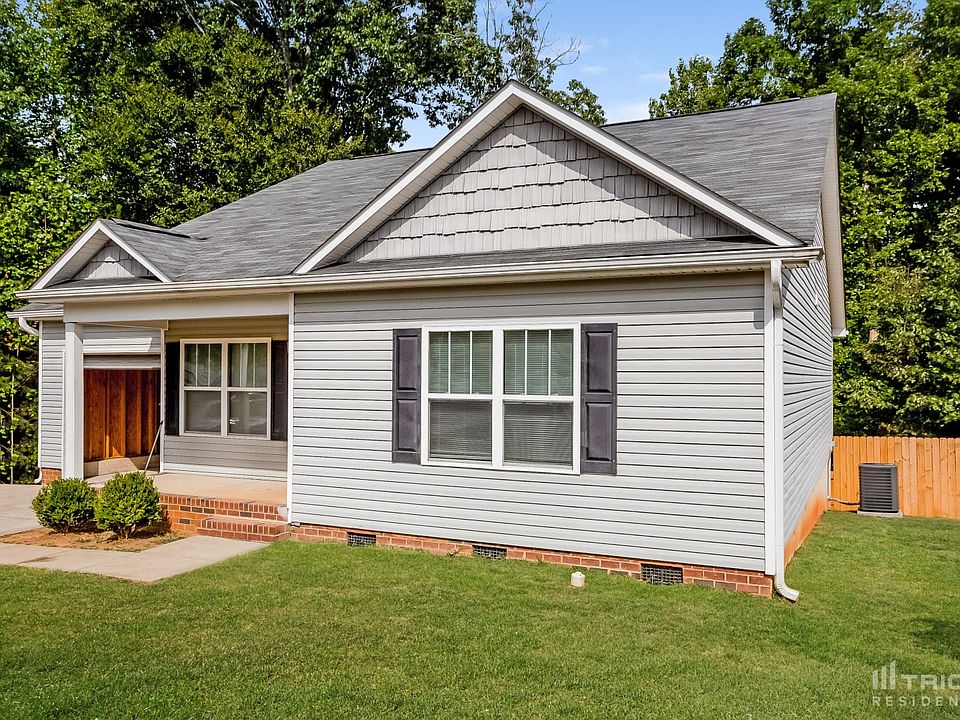 1st image of 1275 Laurel Woods Dr