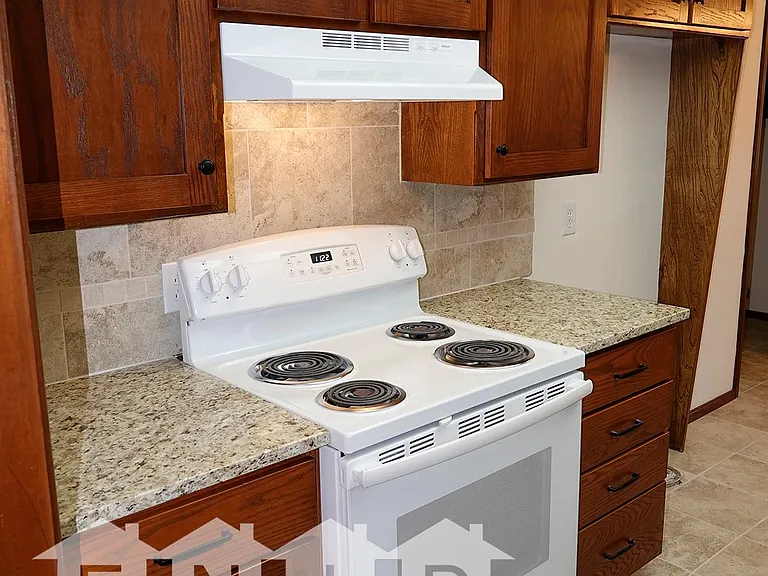 313 Split Rail Rd — Photo 4