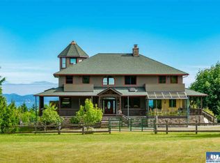 56 Lawrence Rd, Pt Angeles, WA 98363