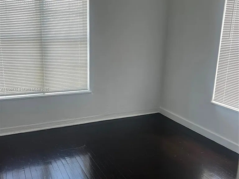 1608 Drexel Ave #18 — Photo 9