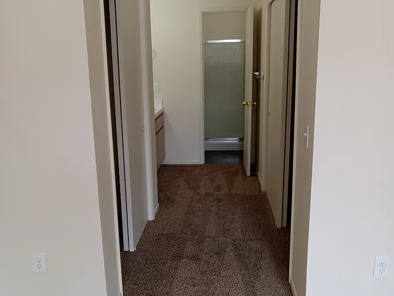 BULLARD WEST APARTMENTS — Photo 8
