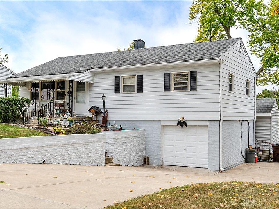 1st image of 2821 Nacoma Pl