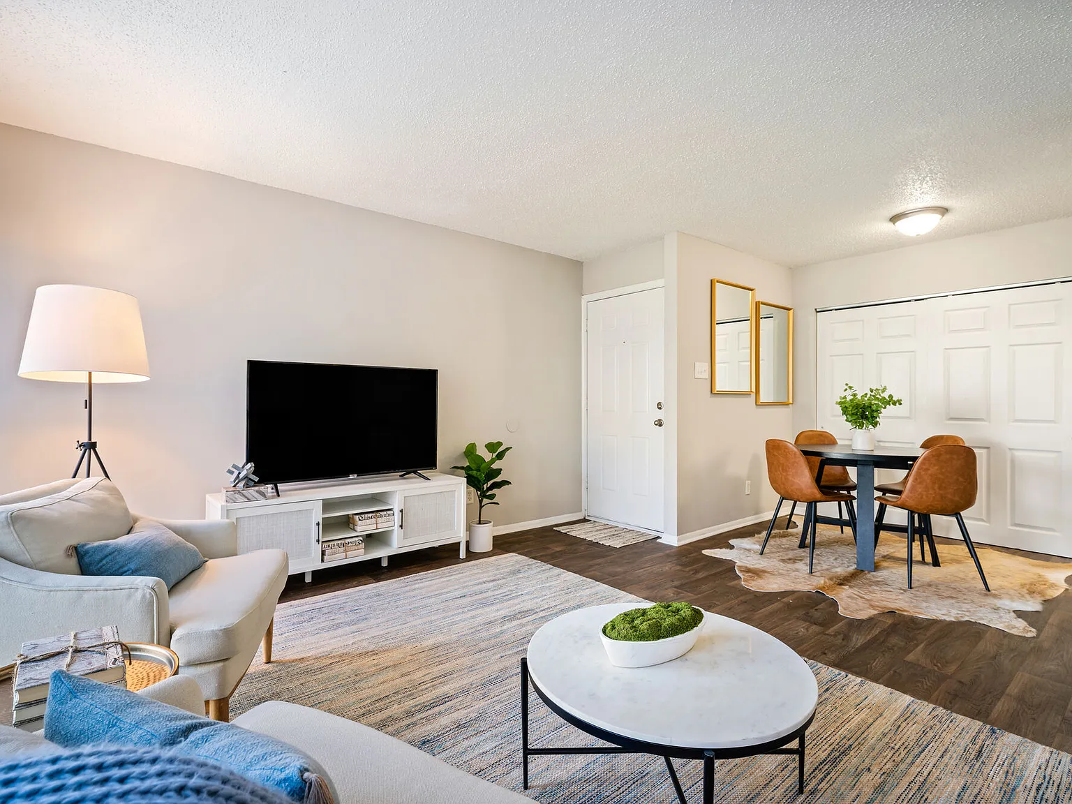 Bay Terrace — Photo 3