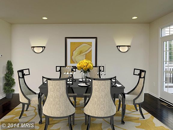 Elliott Classic Dining Room