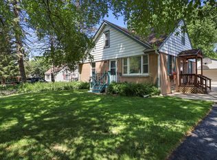 8034 N 44th St, Brown Deer, WI 53223