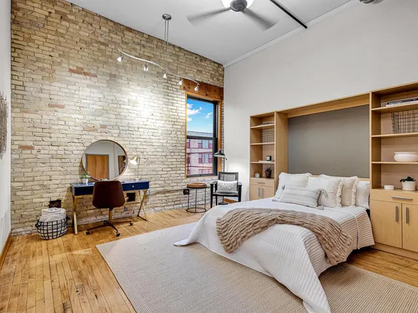 1017 South 2nd STREET #405, Milwaukee, WI 53204