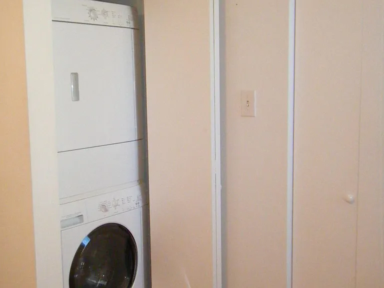 In-Unit Laundry