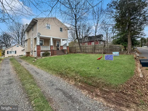 3925 Mill Rd, Collegeville, PA 19426