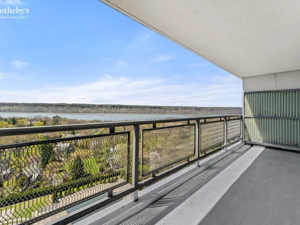 4705 Henry Hudson Parkway 15M image 3 of 16
