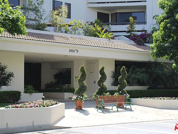 4th image of 2131 Century Park Ln APT 117
