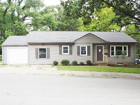 2nd image of 4600 W 55th St